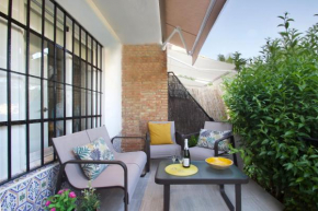 Sunny bungalow with sea view nearby Carihuela Beach, Torremolinos